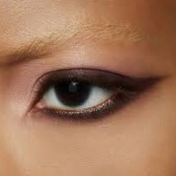 Last one! MAC SHELL PEACH eyeshadow NIB Satin - Picture 6 of 7